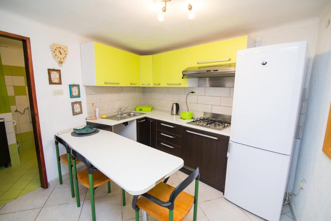 By The Sea Veli Losinj, Losinj - 19196 Apartment *