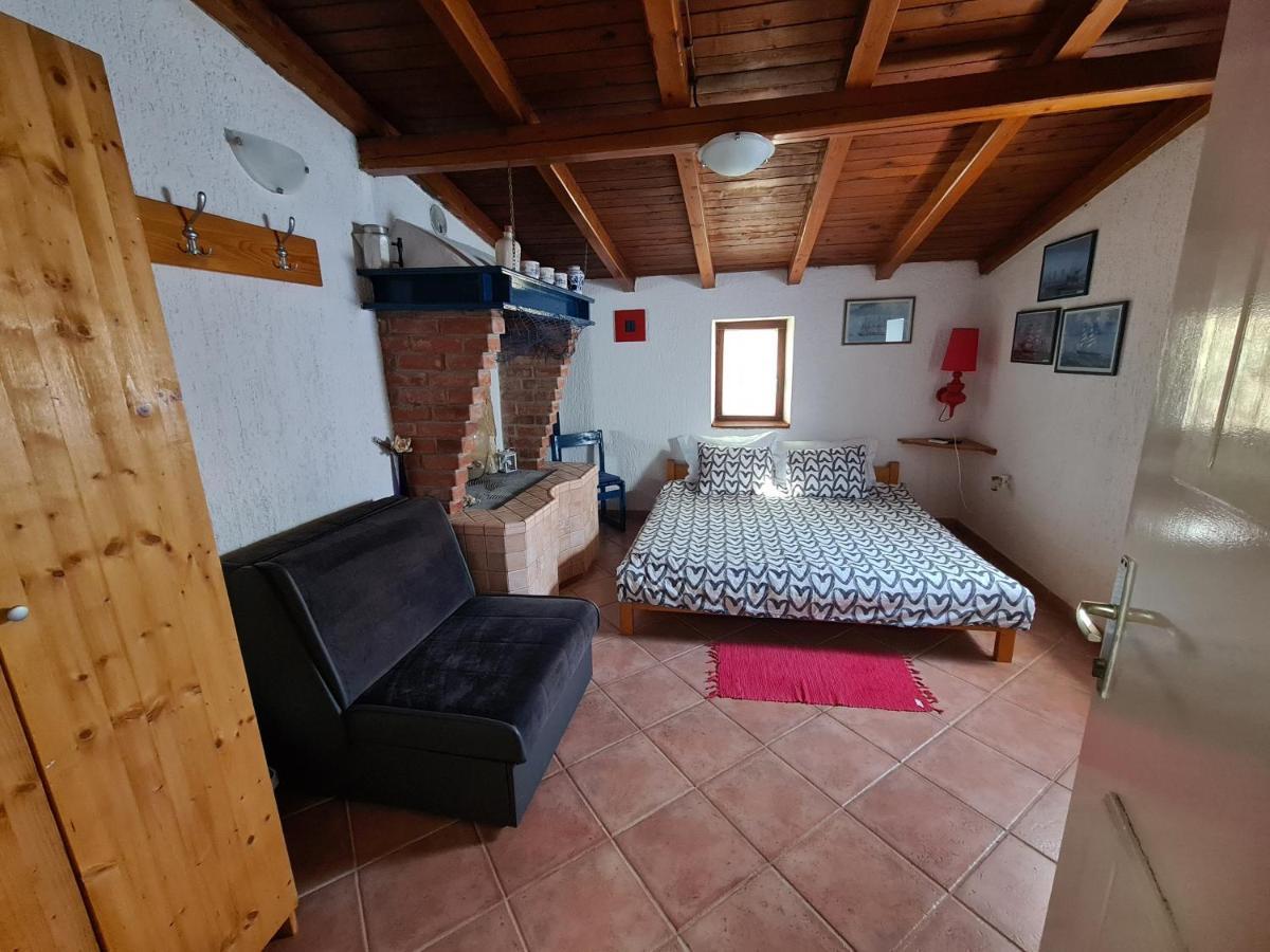 By The Sea Veli Losinj, Losinj - 19196 Apartment Veli Losinj